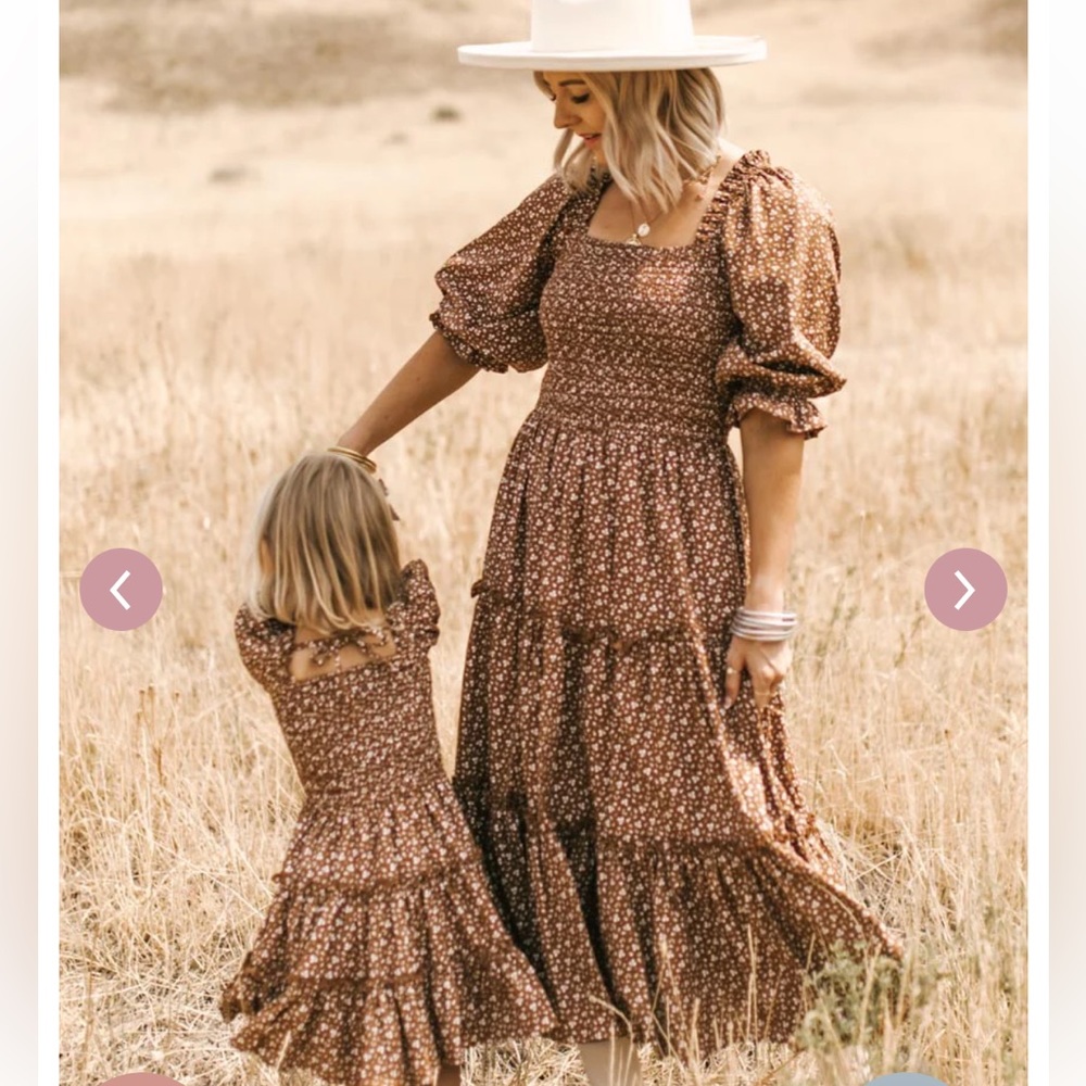 Ivy city amber floral dress!